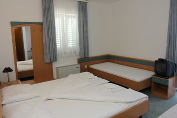 Downtown Private Mandic 3* Supetar